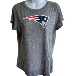 New England Patriots Distressed Gray Women’s T Shirt sz L Touch by Alyssa Milano